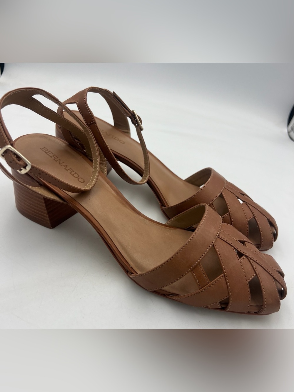 BERNARDO Atlas Woven Tan Leather Ankle Strap Pump Sandals Women’s Size 10 NEW